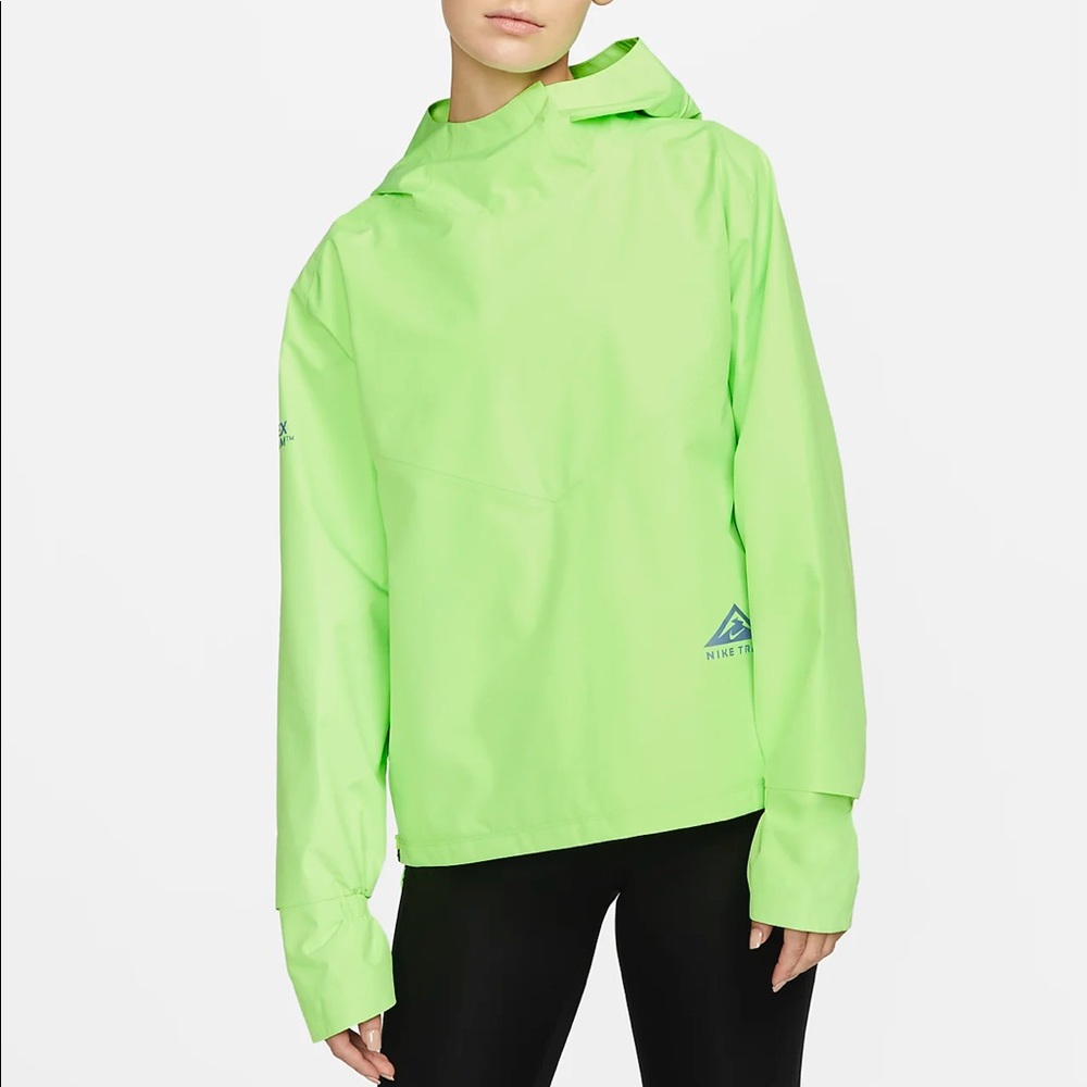 Nike Women's GORE-TEX Infinium Trail Running Neon Jacket Size XL DM7565-345